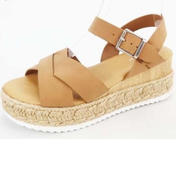 JUST IN ‼️CAMEL ESPADRILLE SANDALS- shoe - Picture 2 of 3